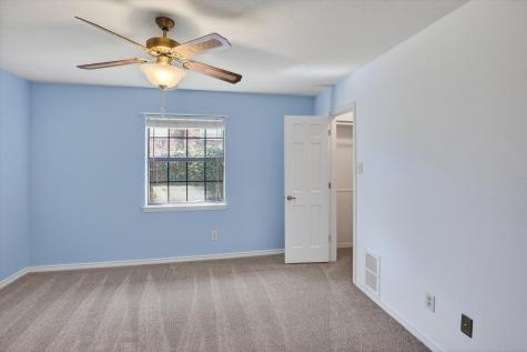 2201 Adams Drive Arlington TX 76011