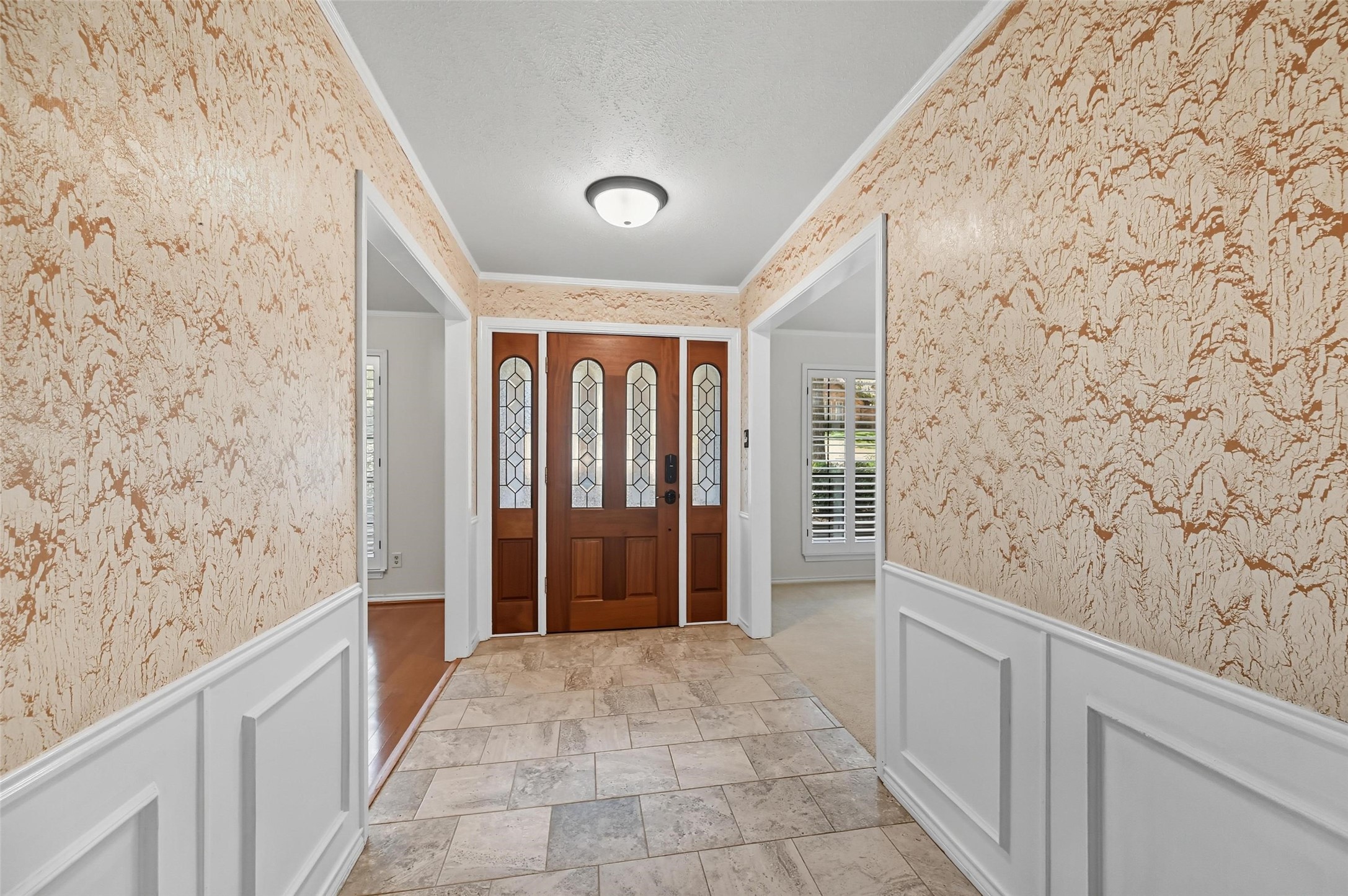 2201 Adams Drive Arlington TX 76011