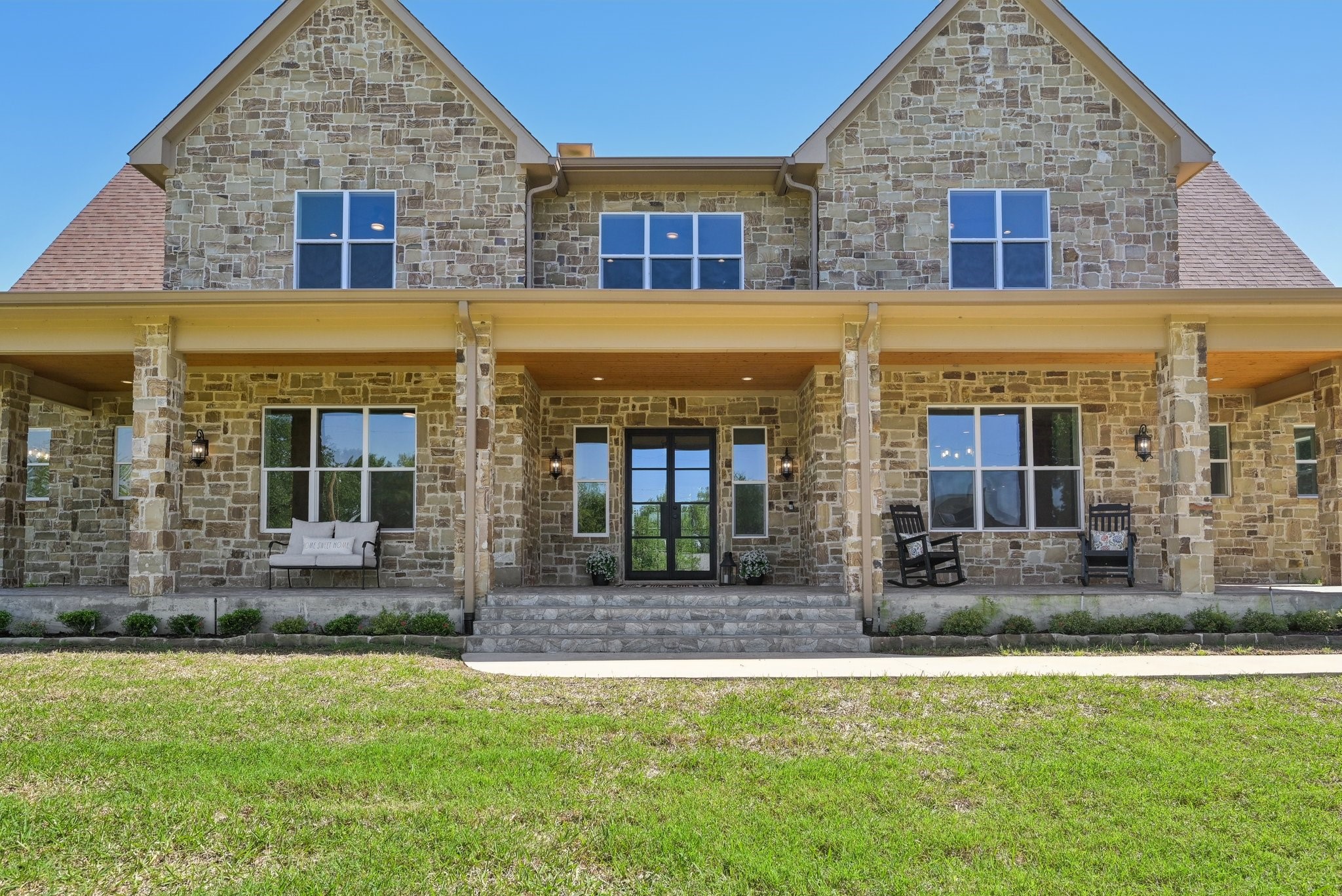 115 Palo Blanco Street Mabank TX 75156