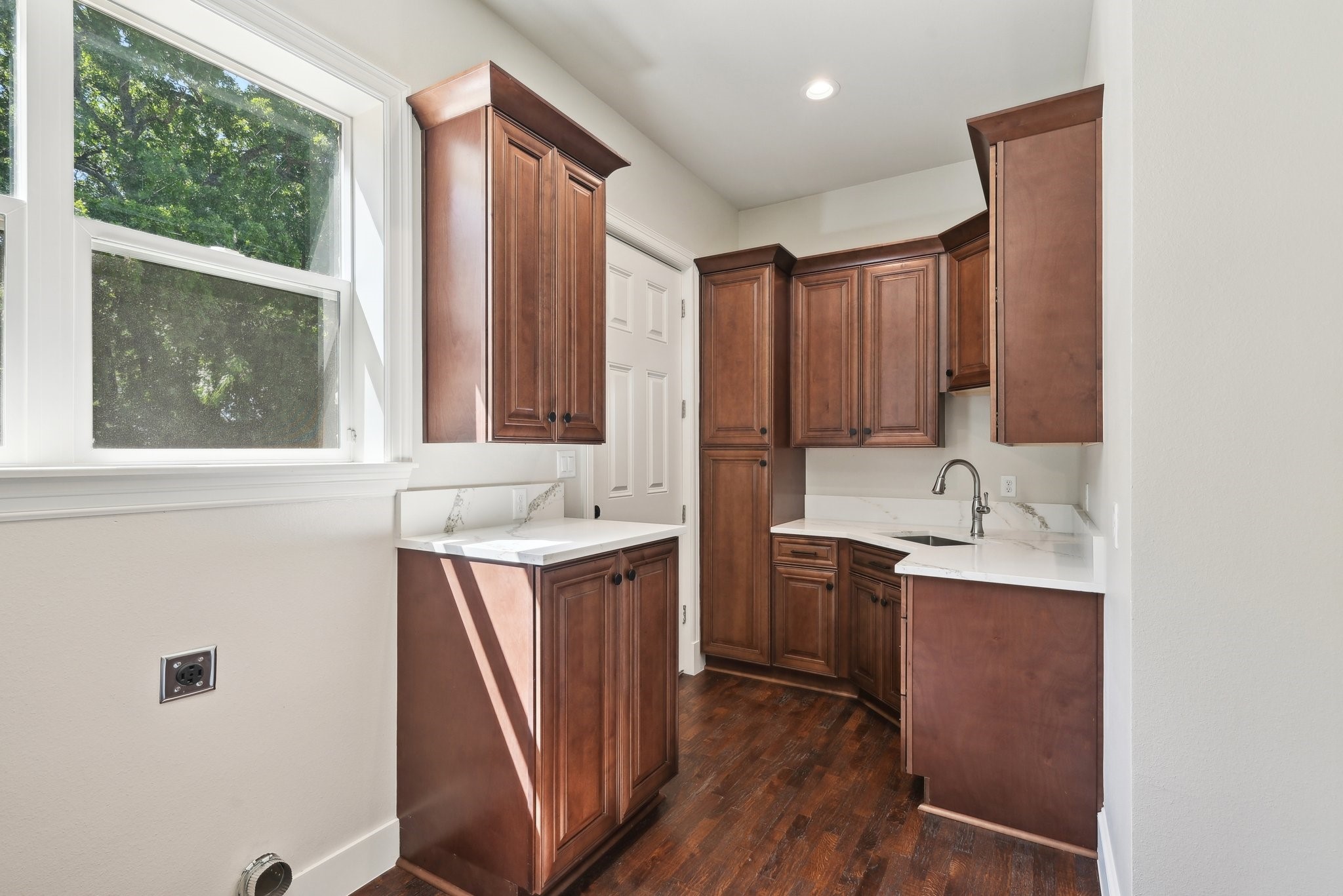 115 Palo Blanco Street Mabank TX 75156