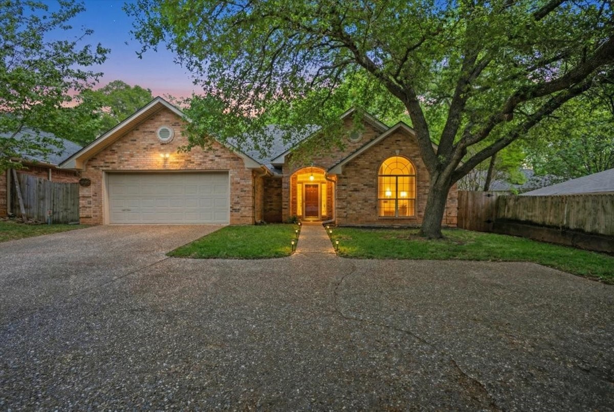 2824 Crestview Avenue Tyler TX 75701