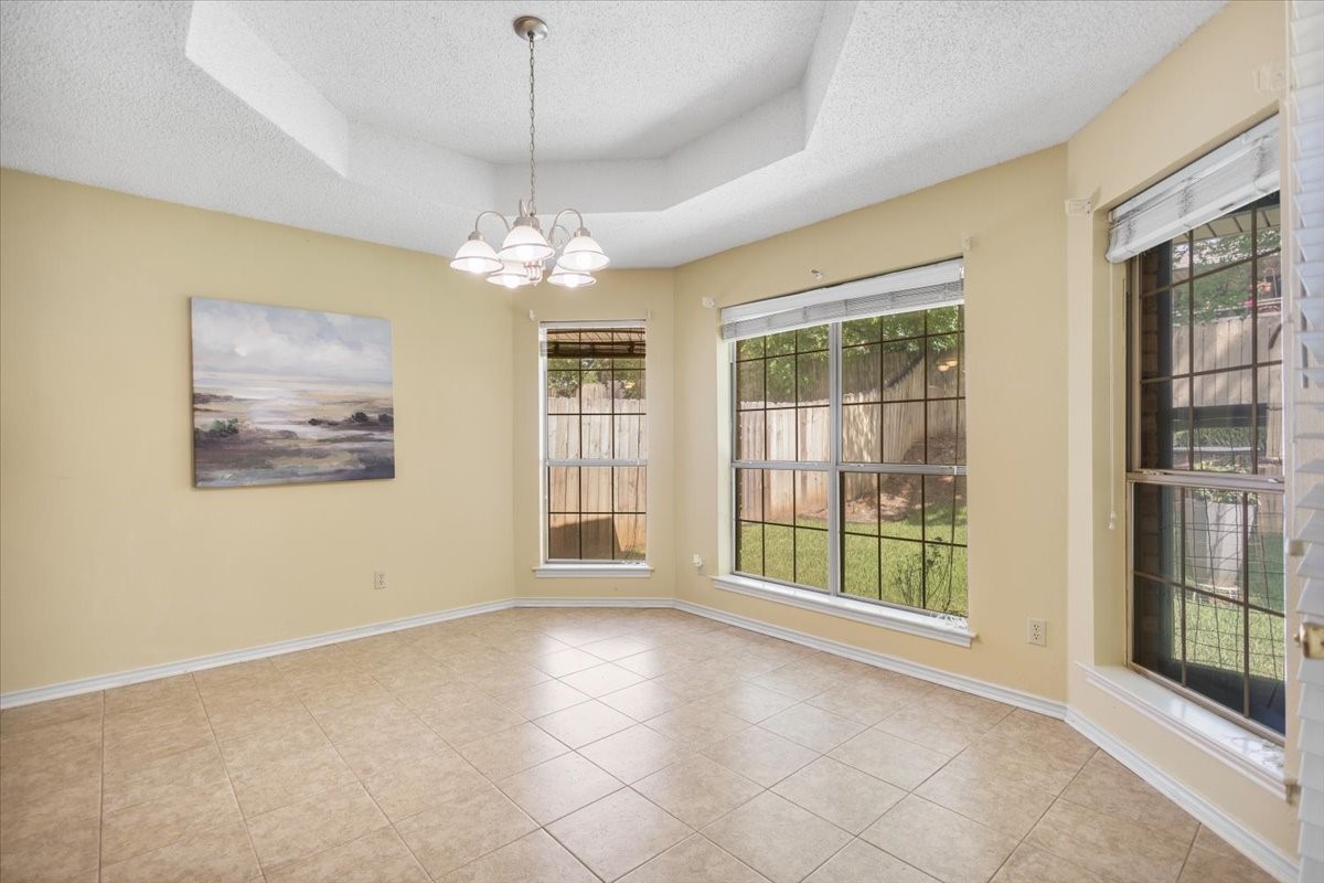 2824 Crestview Avenue Tyler TX 75701