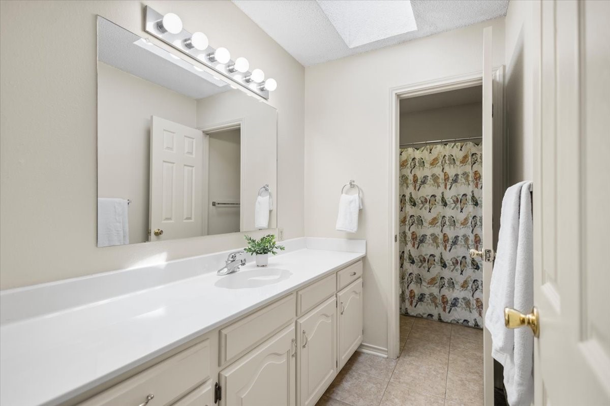 2824 Crestview Avenue Tyler TX 75701