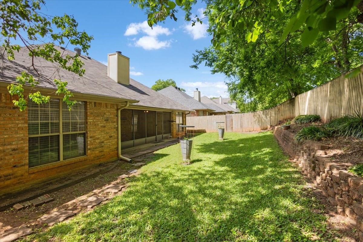 2824 Crestview Avenue Tyler TX 75701