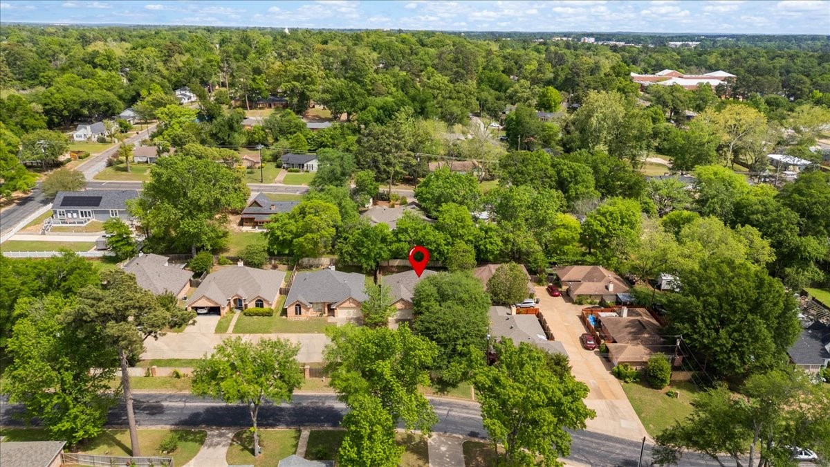 2824 Crestview Avenue Tyler TX 75701