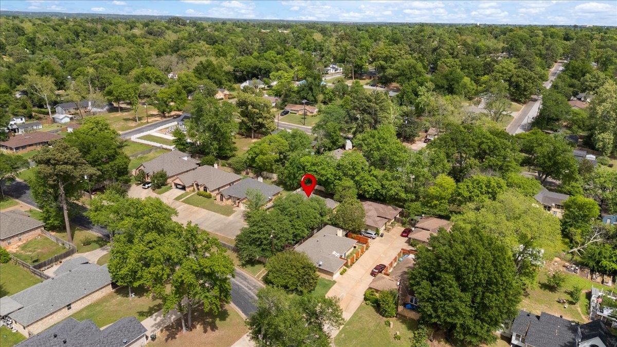 2824 Crestview Avenue Tyler TX 75701