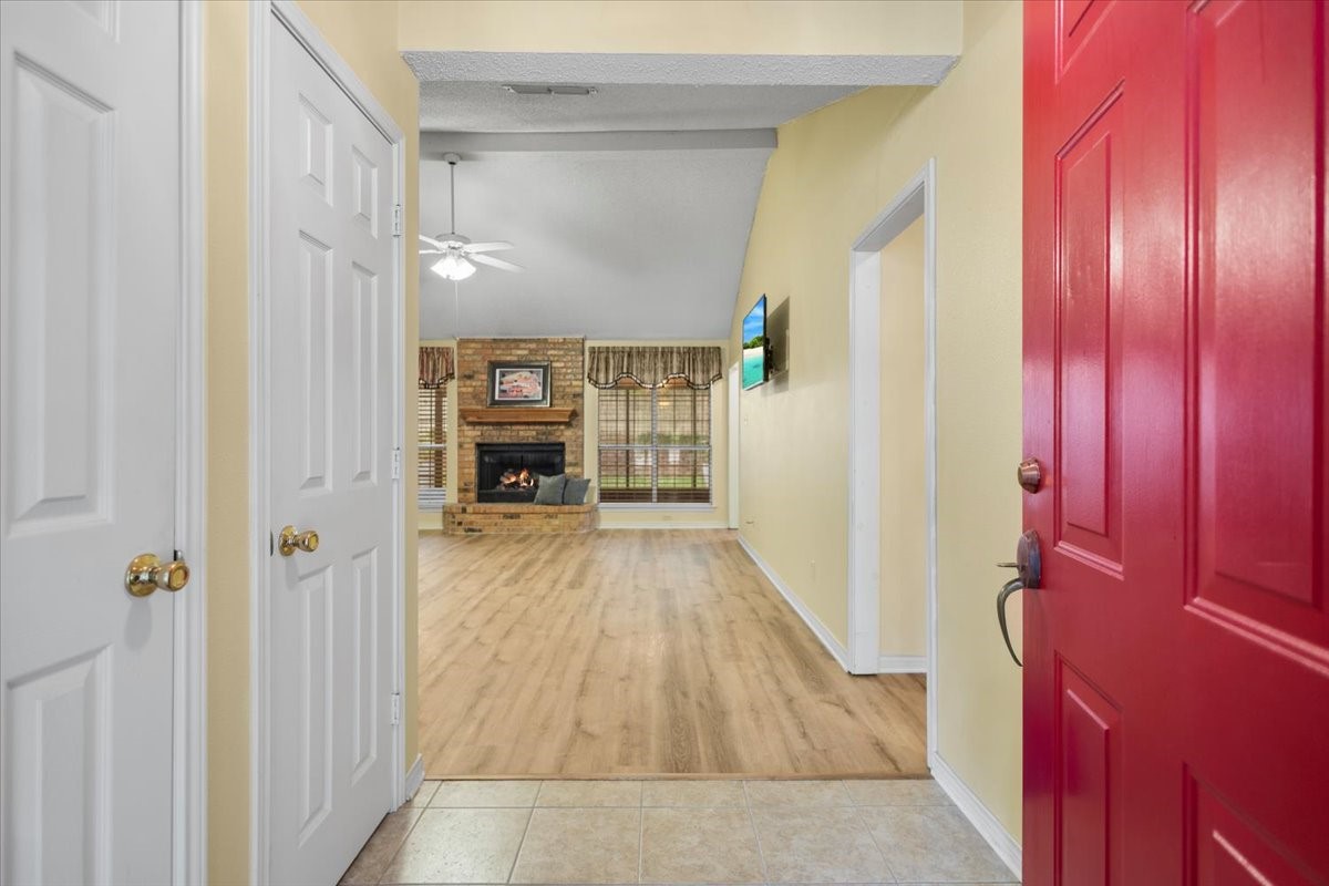 2824 Crestview Avenue Tyler TX 75701