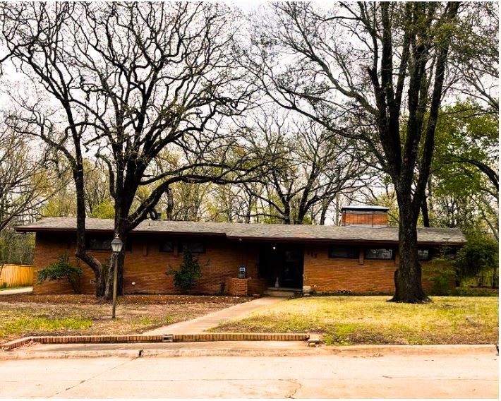 918 S French Avenue Denison TX 75020