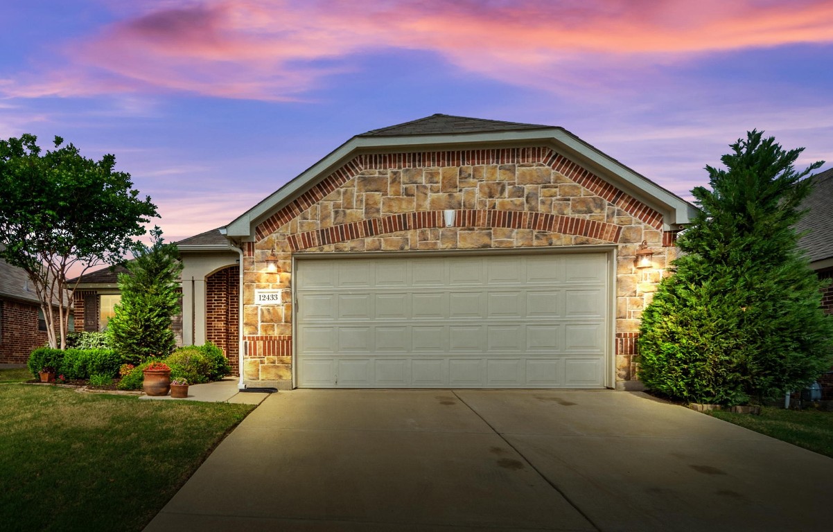 12433 Woods Edge Trail Fort Worth TX 76244