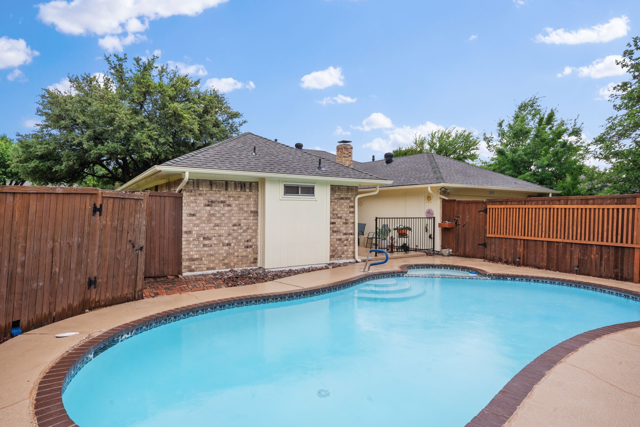 2515 Old Mill Road Dallas TX 75287
