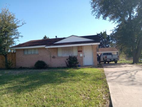 1726 Sandy Lane Mesquite TX 75149