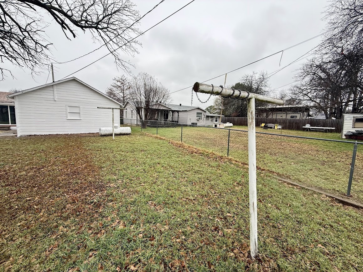 133 Gordon Drive Azle TX 76020