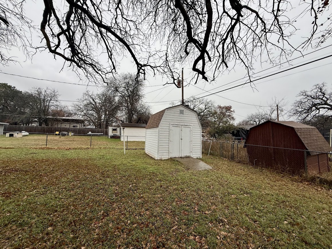 133 Gordon Drive Azle TX 76020