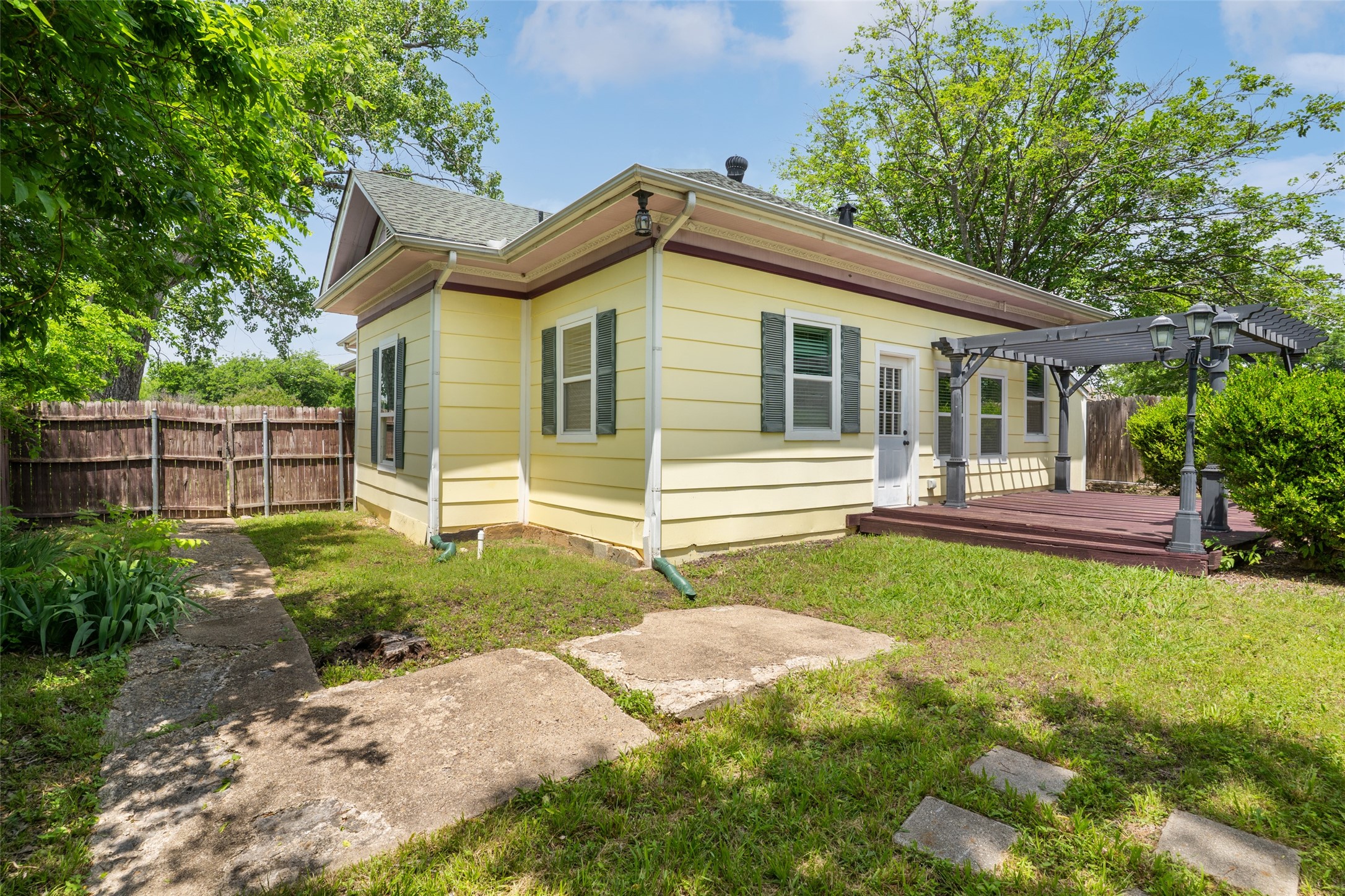 5824 Boone Street Sachse TX 75048