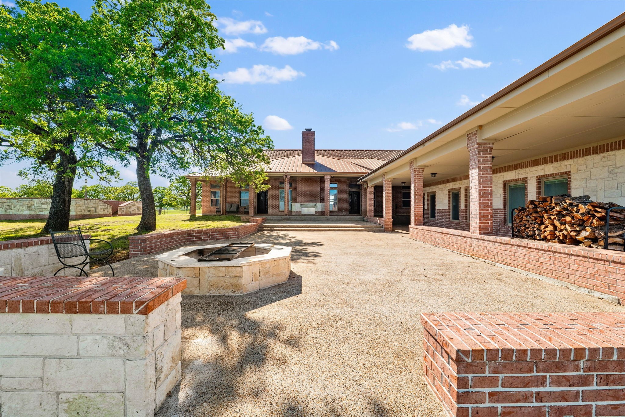 266 County Road 4577 Boyd TX 76023