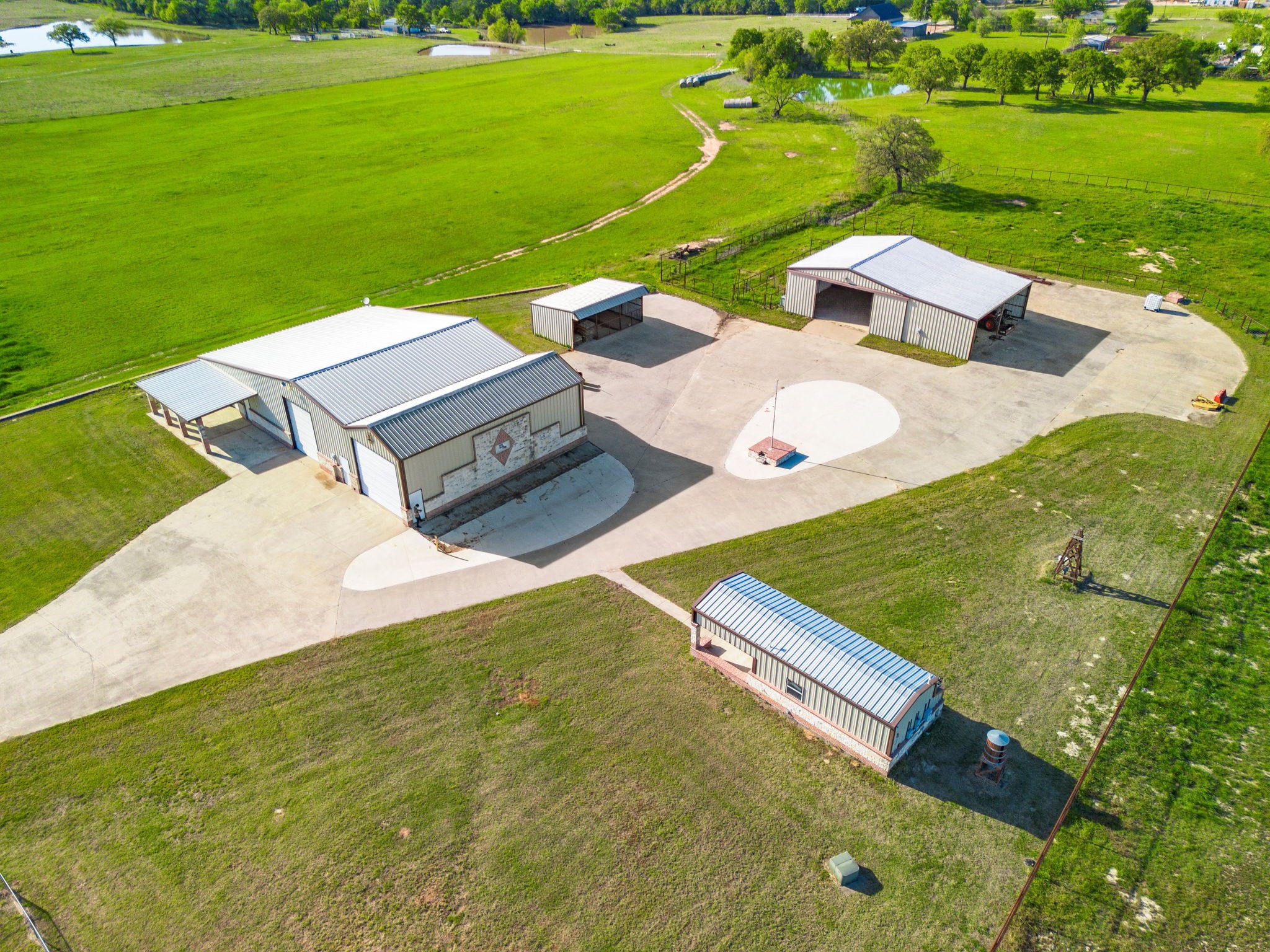 266 County Road 4577 Boyd TX 76023