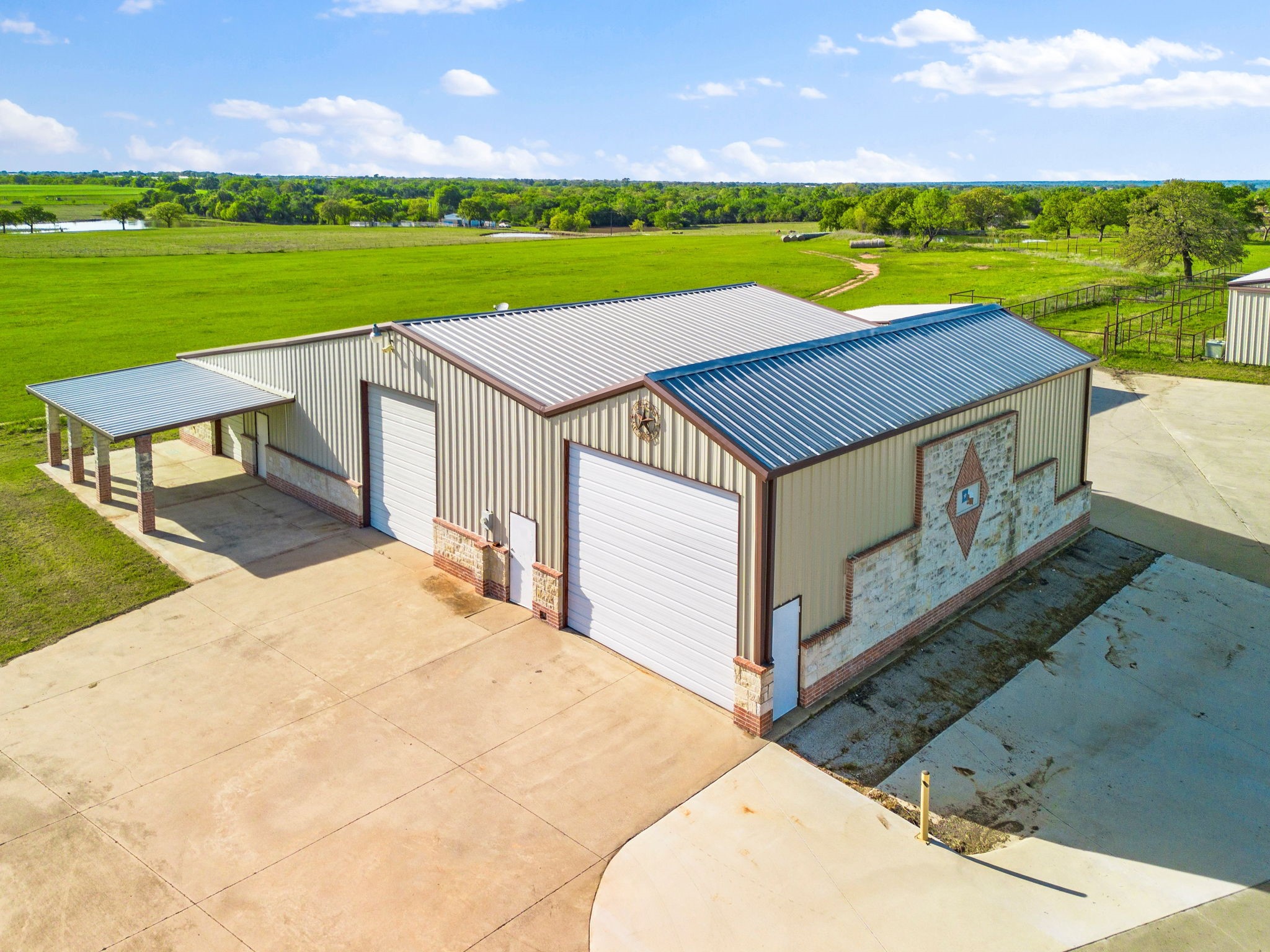 266 County Road 4577 Boyd TX 76023