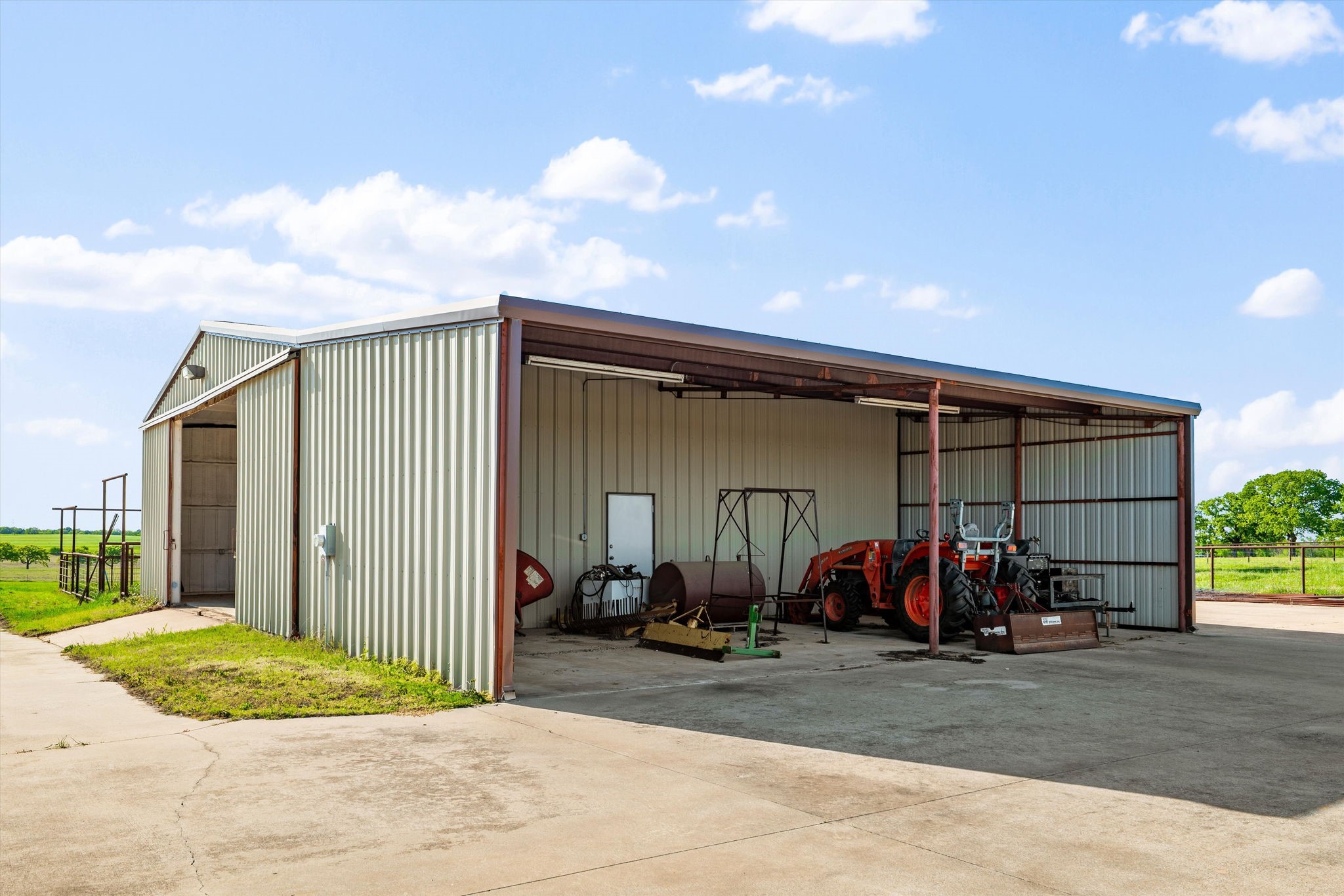 266 County Road 4577 Boyd TX 76023