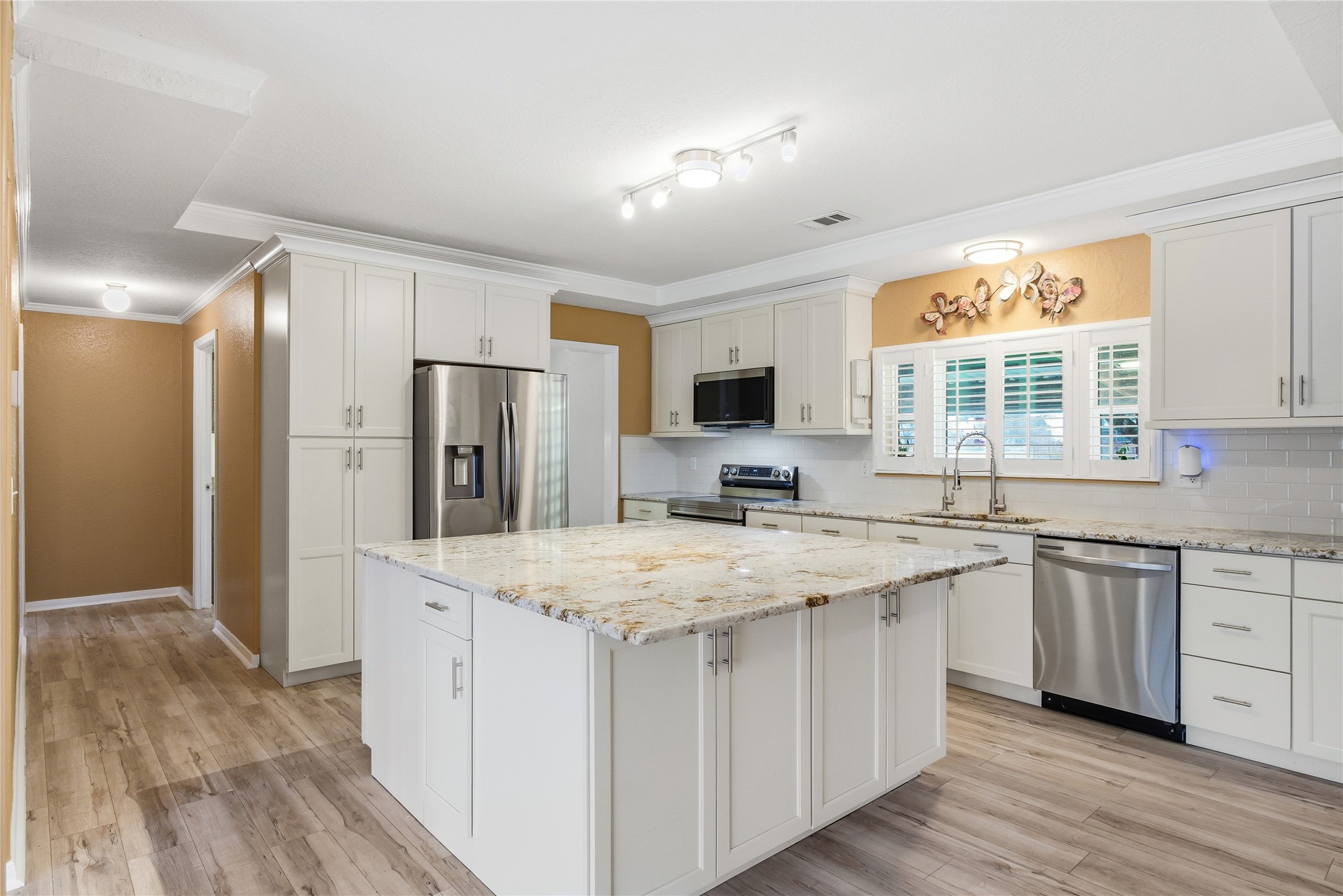 370 Vz County Road 4134 Canton TX 75103