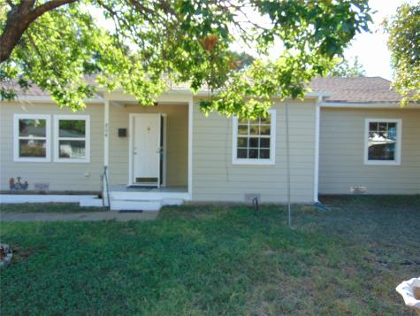 804 Rindie Street Irving TX 75060