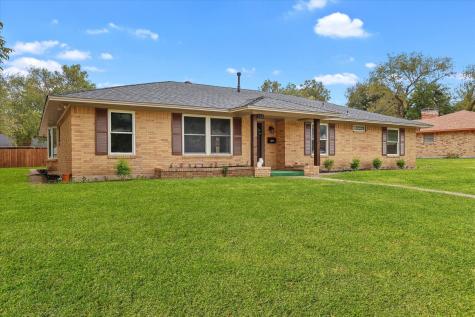 928 Oak Trail Desoto TX 75115