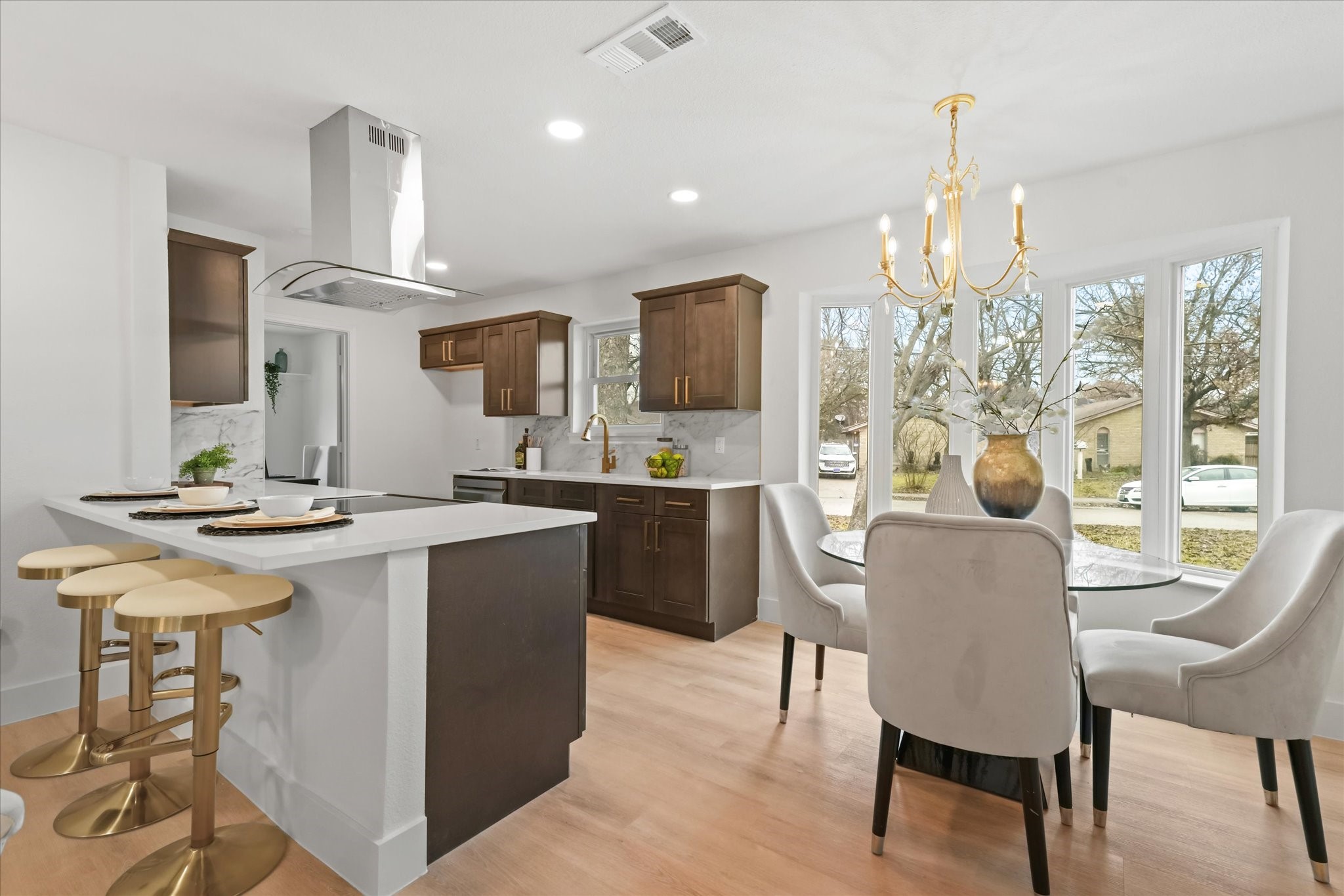 928 Oak Trail Desoto TX 75115