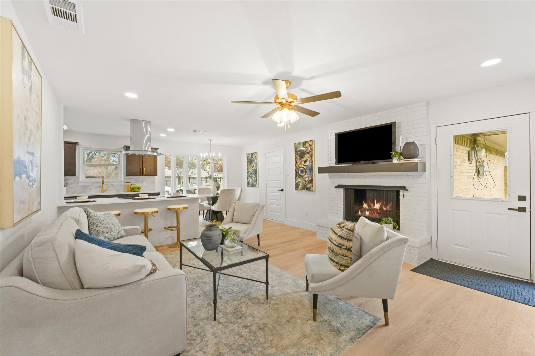 928 Oak Trail Desoto TX 75115