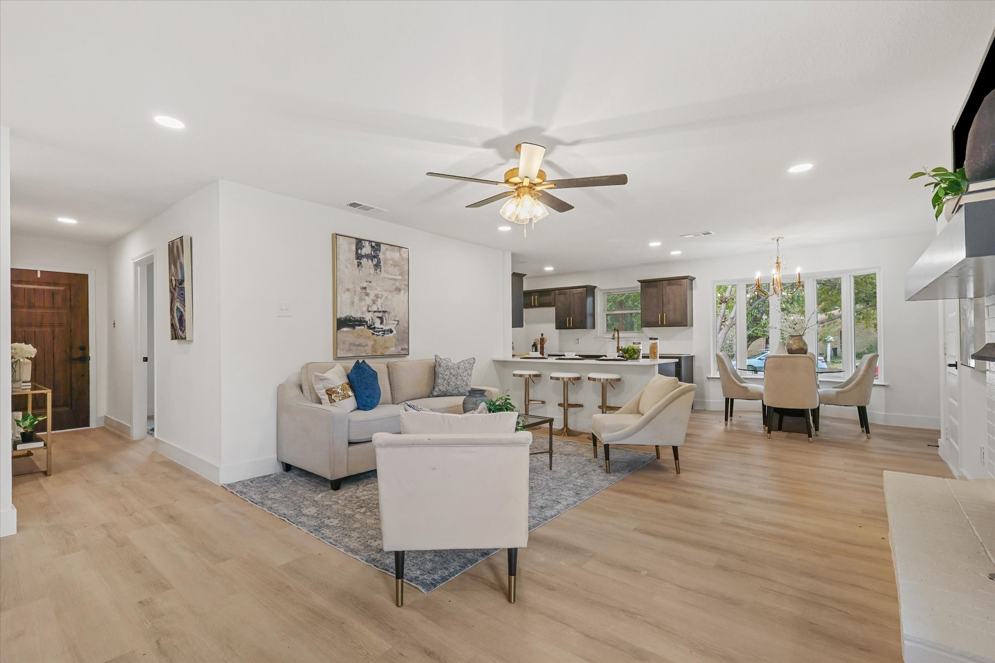 928 Oak Trail Desoto TX 75115
