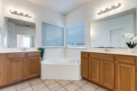 1521 Cotton Gin Drive Savannah TX 76227
