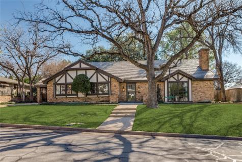 1213 Greenbriar Lane Arlington TX 76013