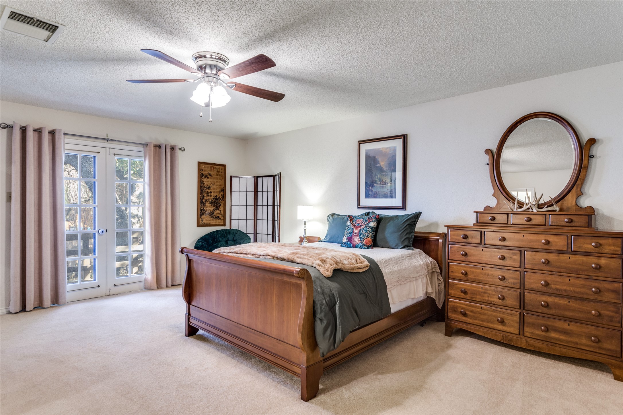 1213 Greenbriar Lane Arlington TX 76013