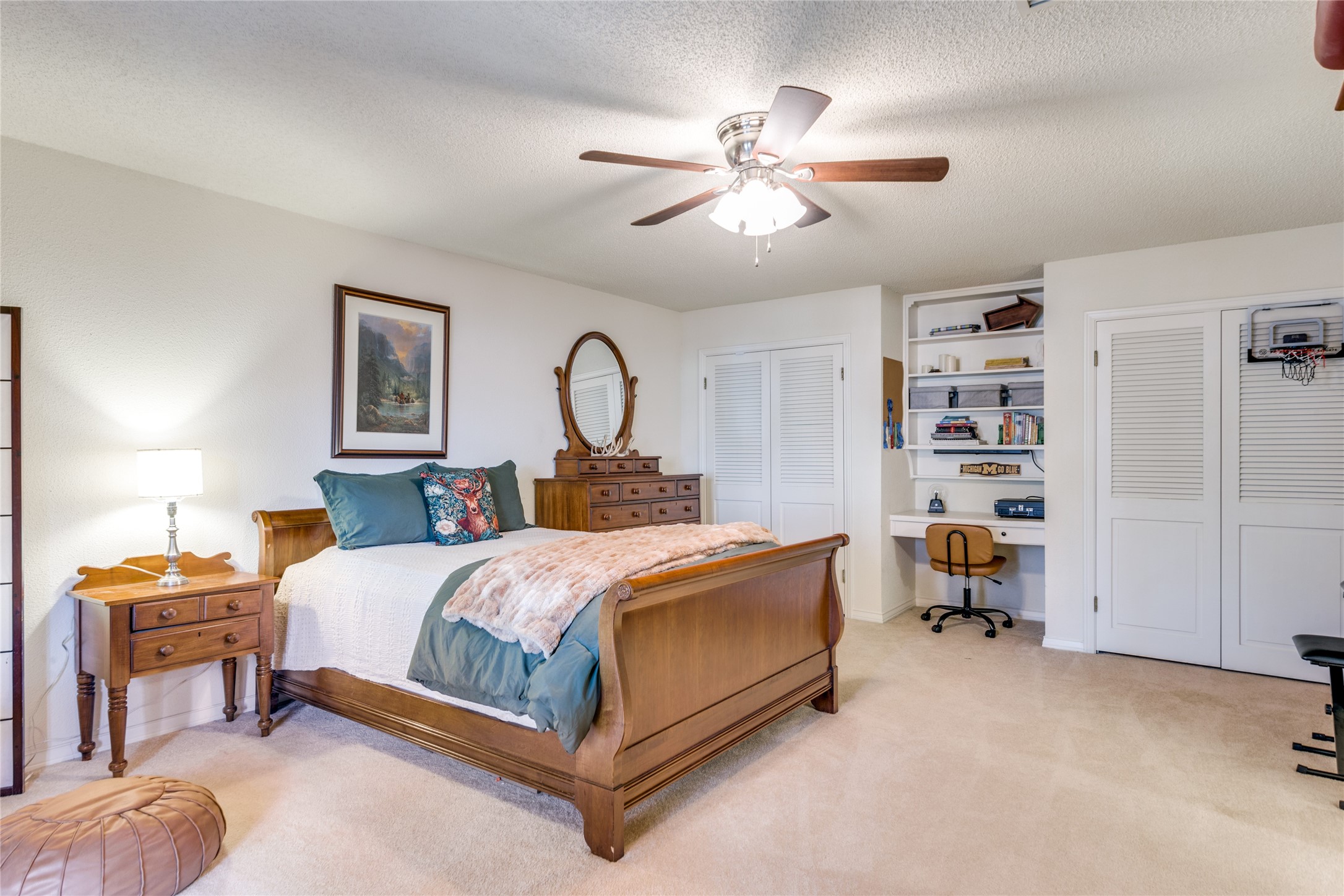 1213 Greenbriar Lane Arlington TX 76013