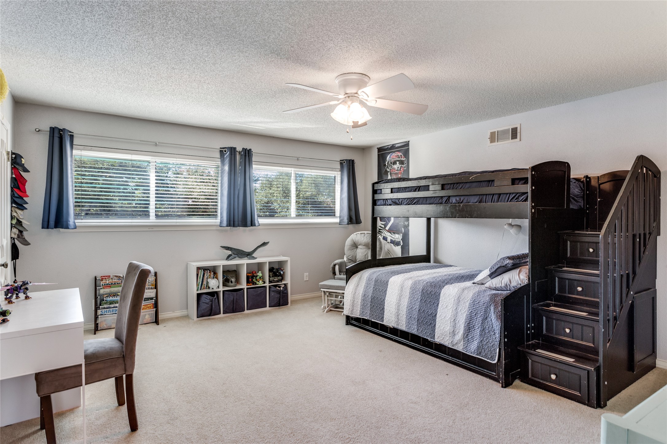 1213 Greenbriar Lane Arlington TX 76013