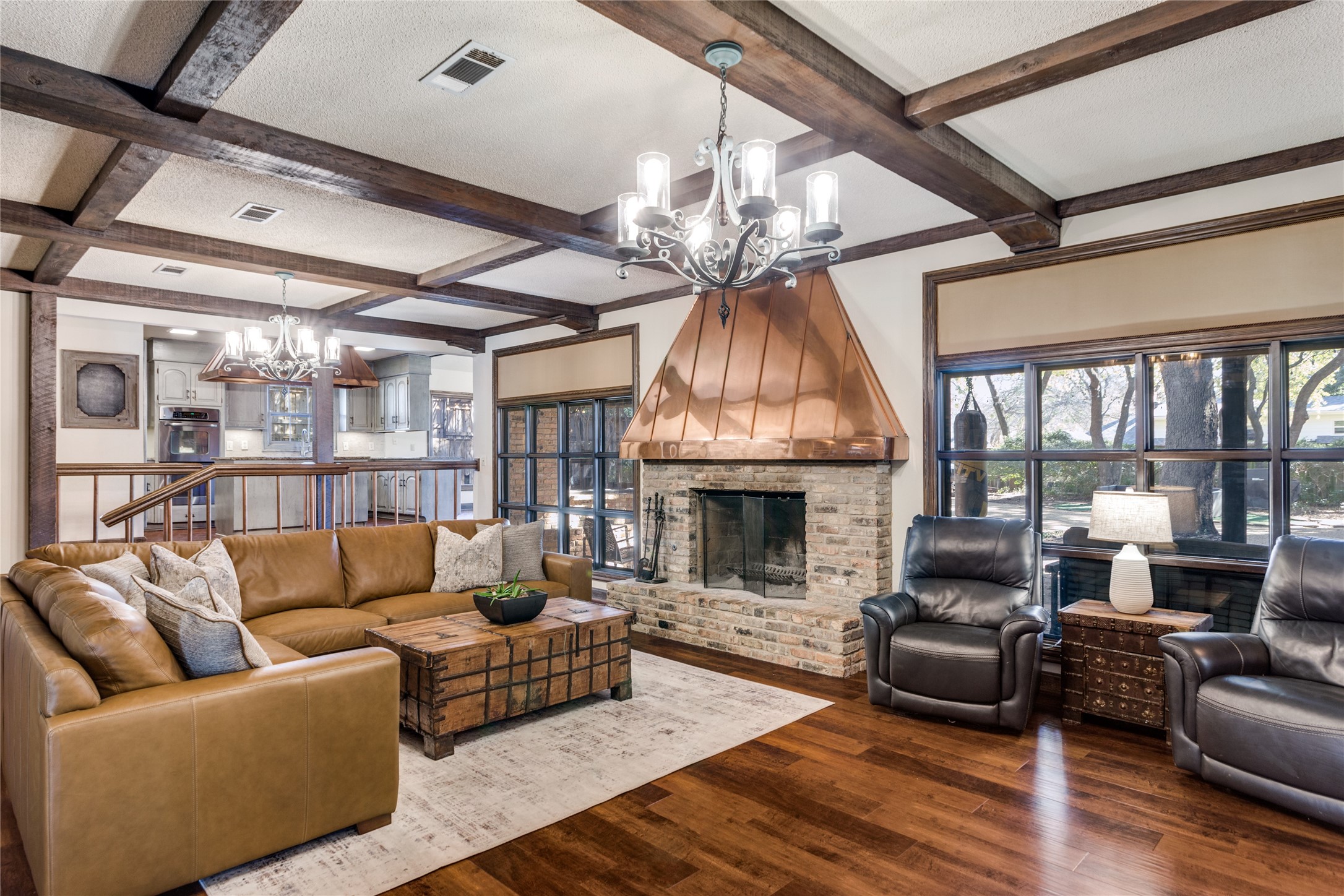 1213 Greenbriar Lane Arlington TX 76013