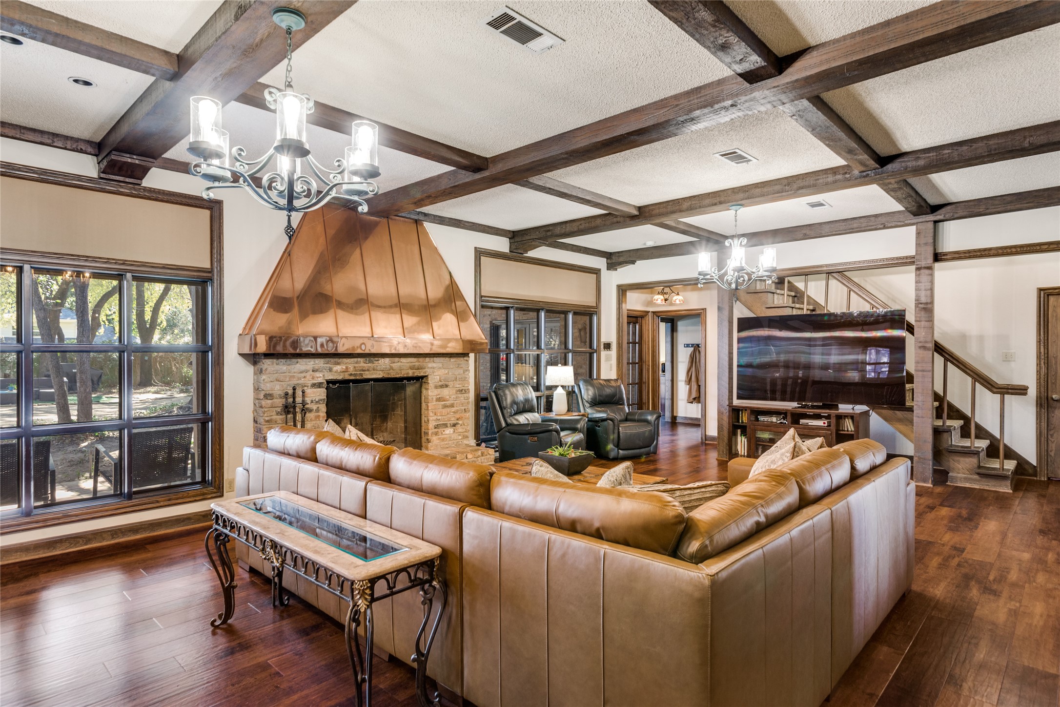1213 Greenbriar Lane Arlington TX 76013