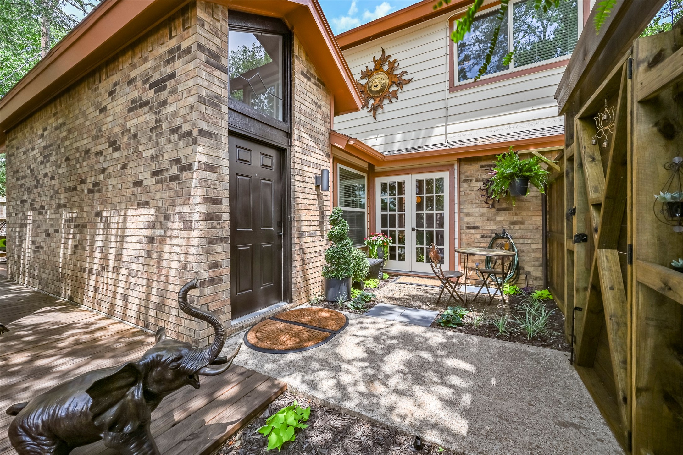 1446 Palmnold Circle W Fort Worth TX 76120