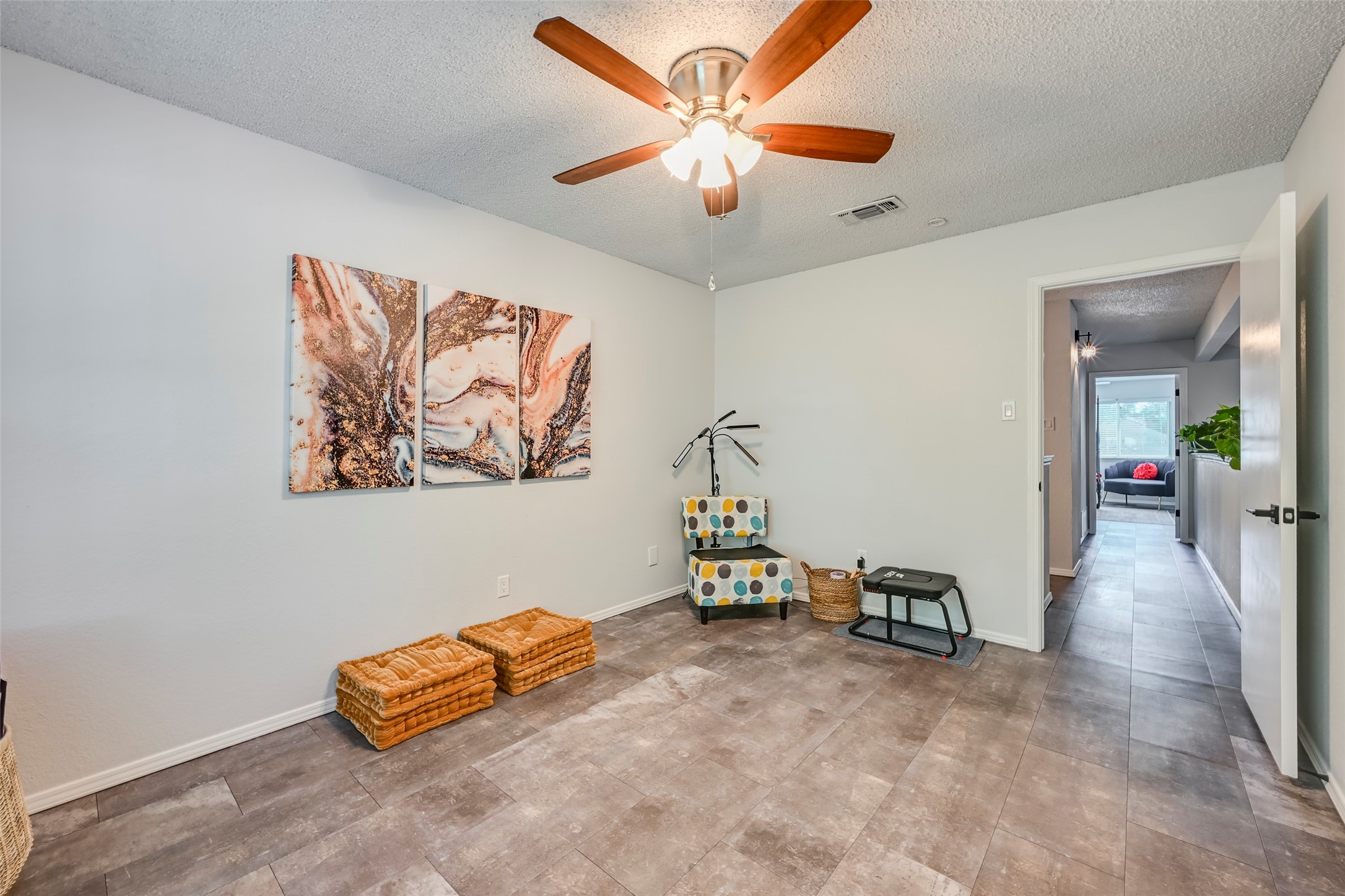 1446 Palmnold Circle W Fort Worth TX 76120