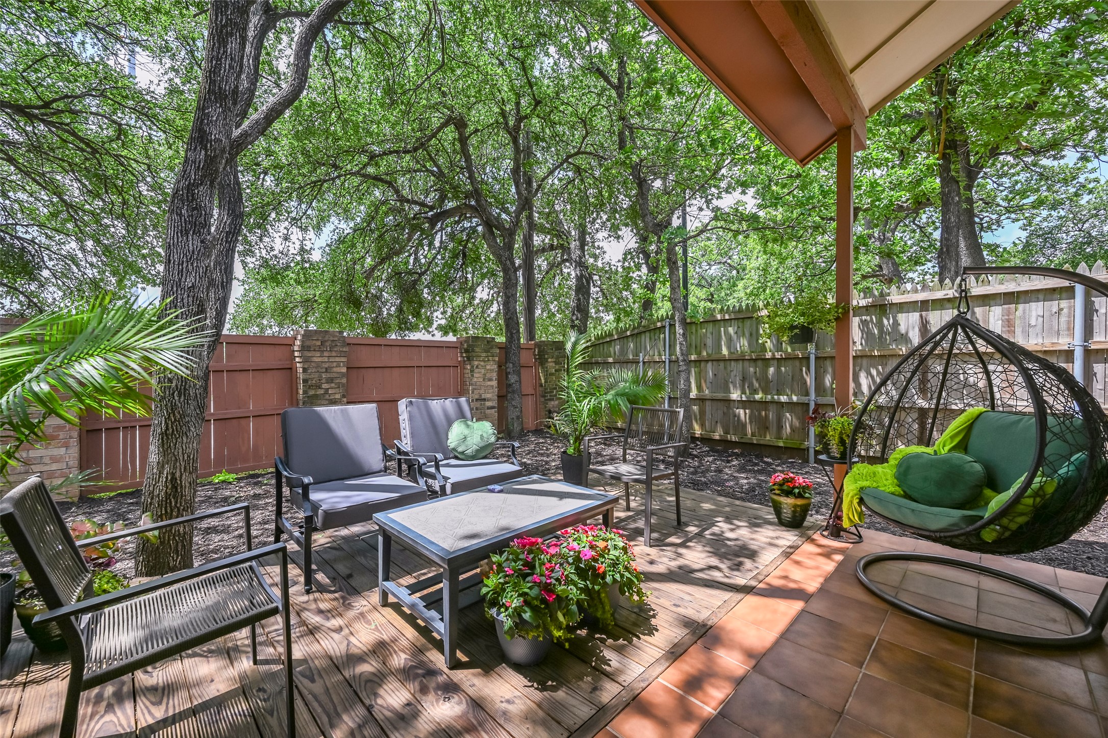 1446 Palmnold Circle W Fort Worth TX 76120