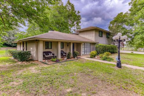 807 Hilltop Drive Weatherford TX 76086