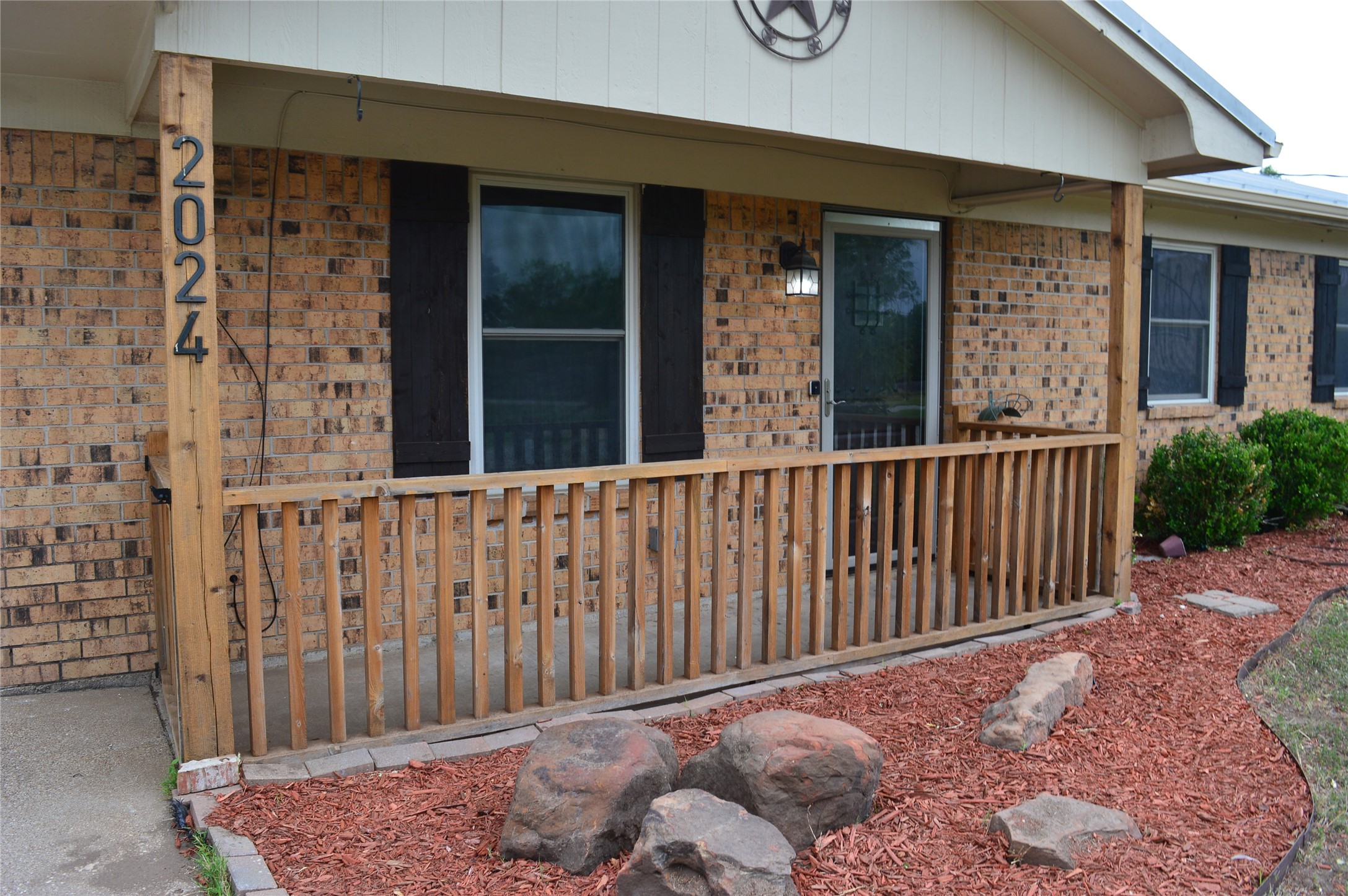2024 Walker Street Granbury TX 76048