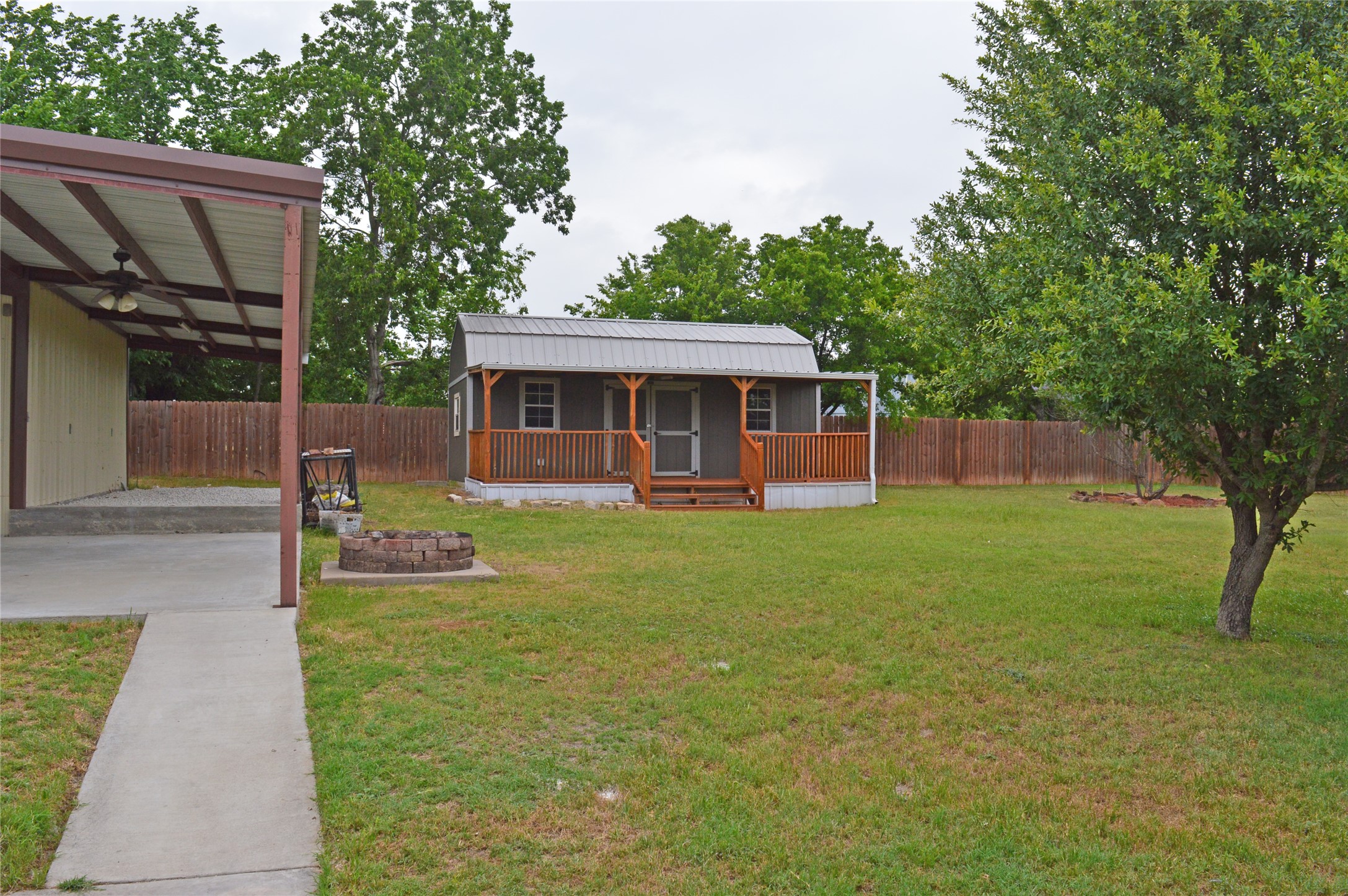 2024 Walker Street Granbury TX 76048