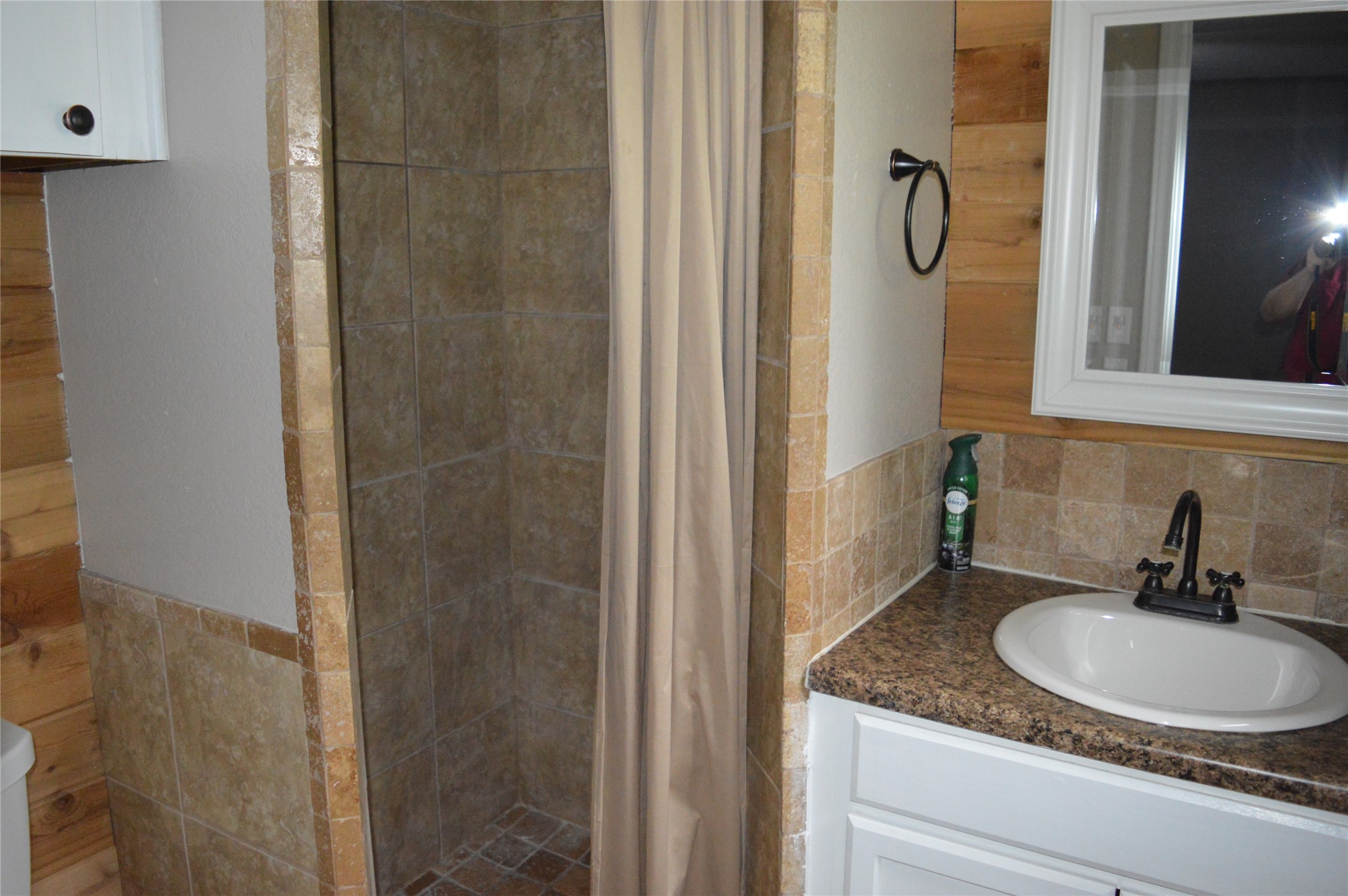 2024 Walker Street Granbury TX 76048