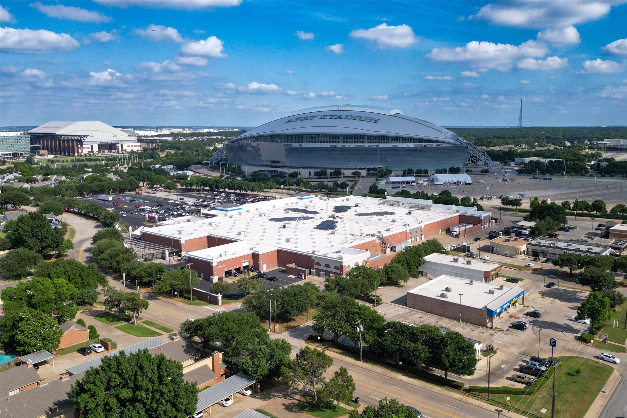 903 Woodbrook Street Arlington TX 76011