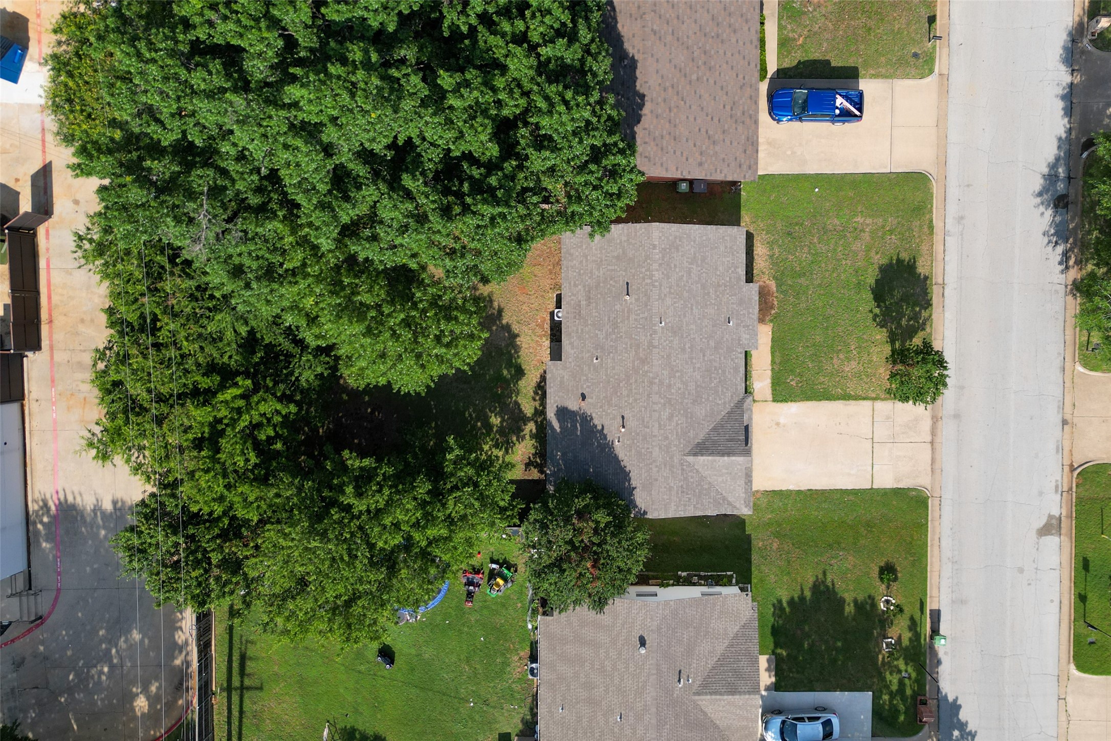 903 Woodbrook Street Arlington TX 76011