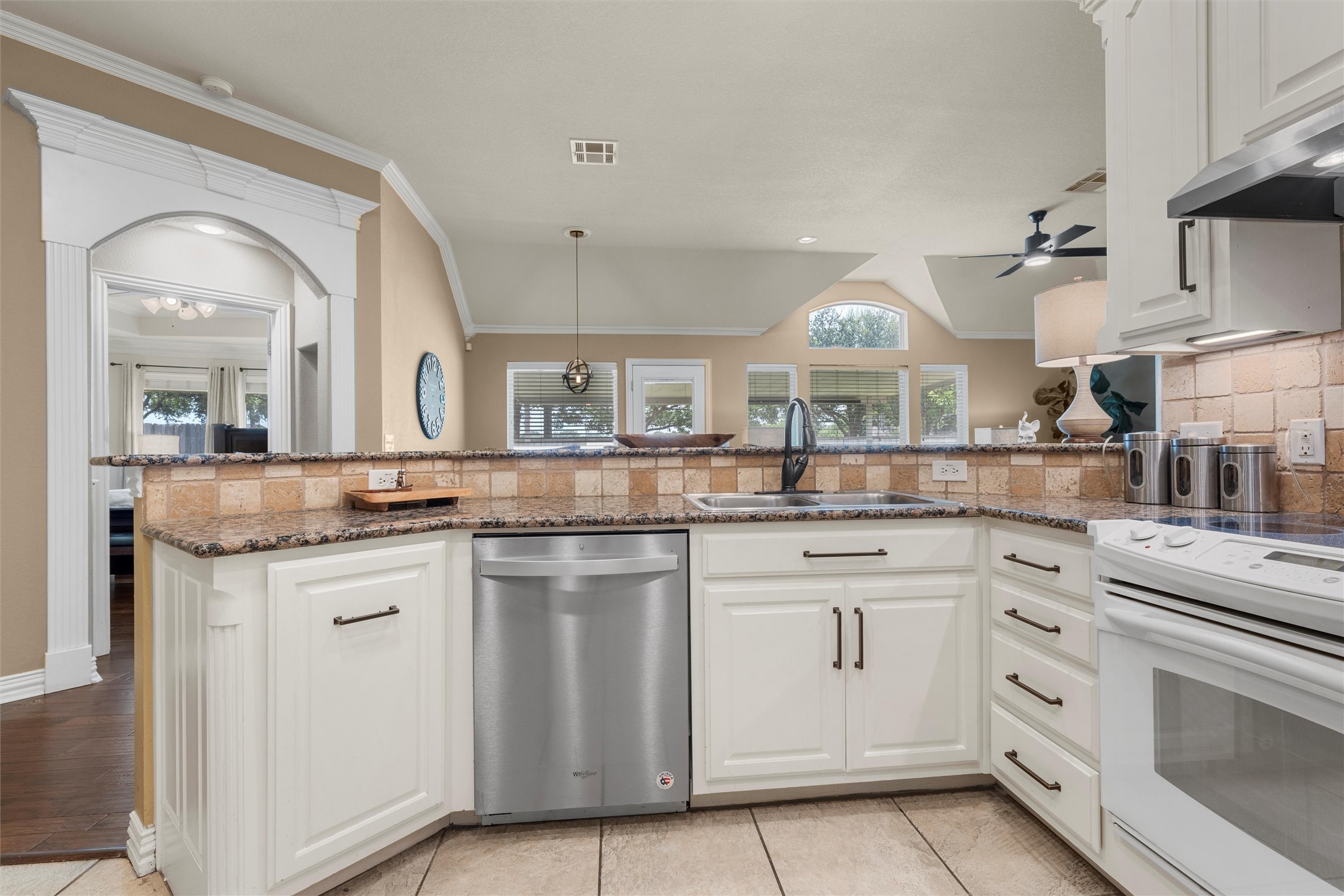 301 Canterbury Road Waco TX 76712