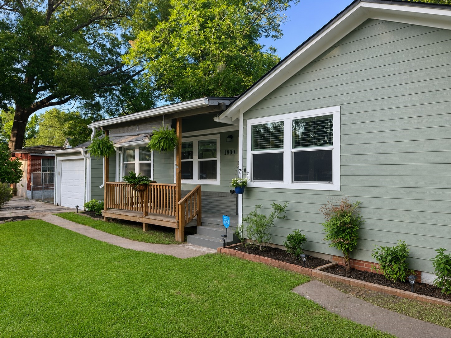 1800 Louisiana Marshall TX 75672