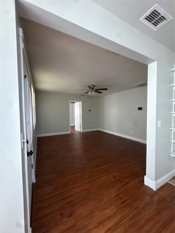 1800 Louisiana Marshall TX 75672