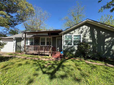 1800 Louisiana Marshall TX 75672