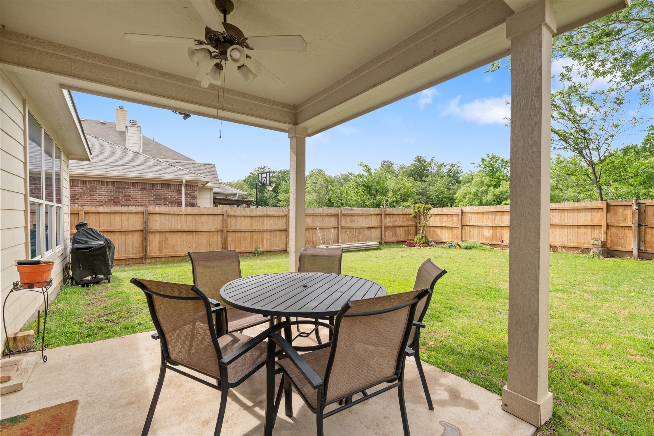 5621 Paloma Blanca Drive Fort Worth TX 76179