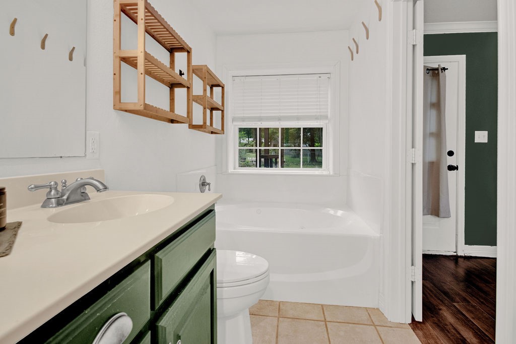 105 Grass Knoll Drive Hideaway TX 75771